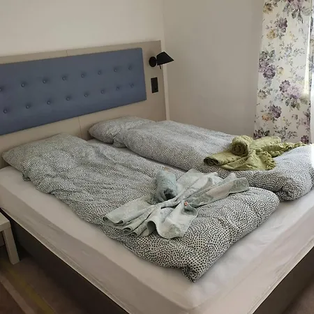 Lela Apartment